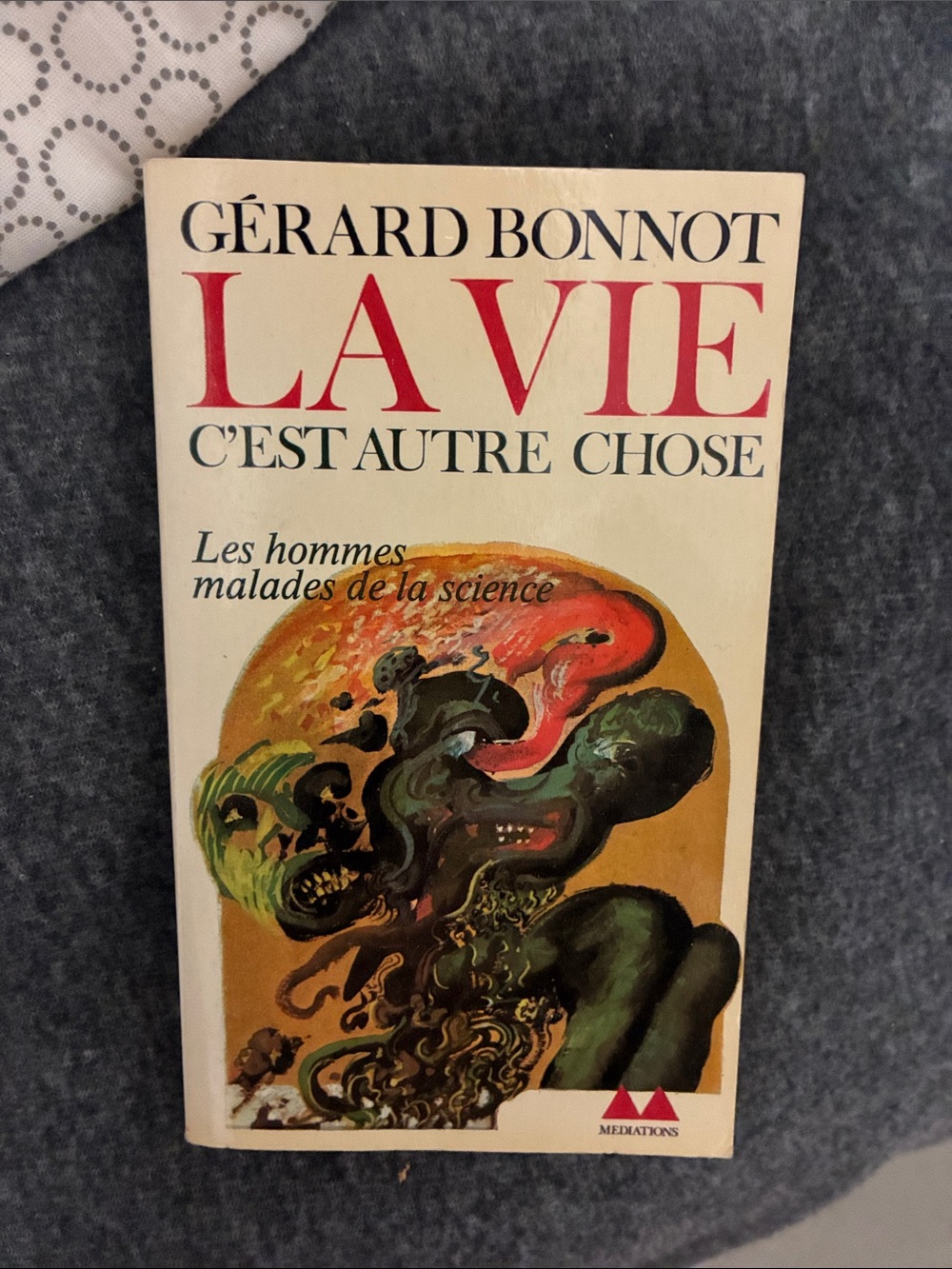 Gérard Bonnot La Vie C'est Autre Chose — Cream Book Cover Art
